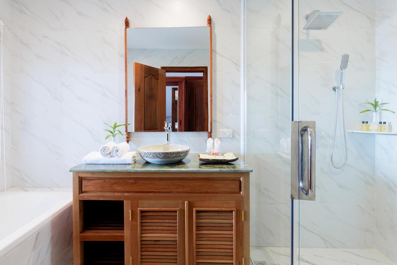 Two Seasons Siem Reap Hotel Exterior foto Bathroom
