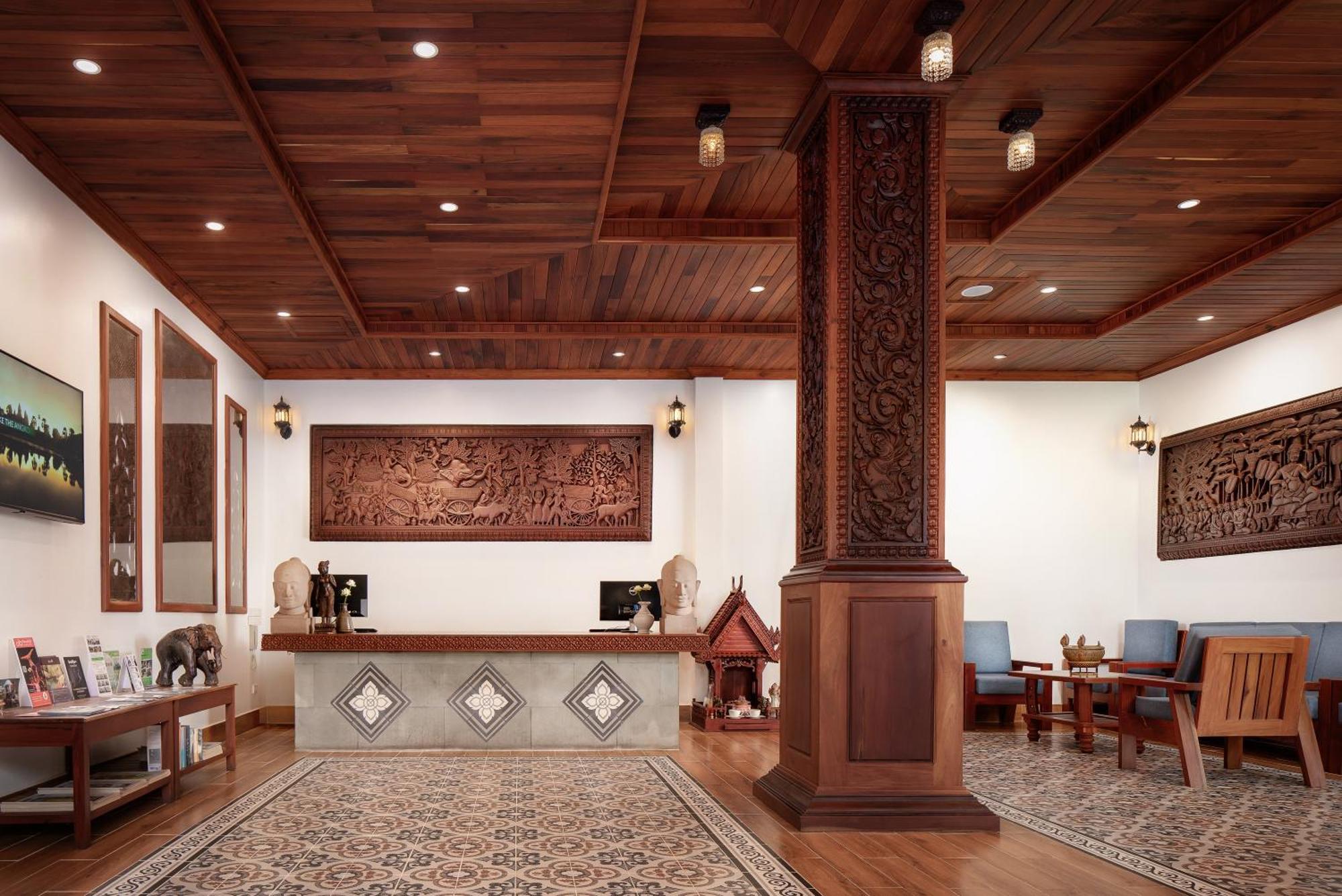 Two Seasons Siem Reap Hotel Exterior foto Interior of the hotel